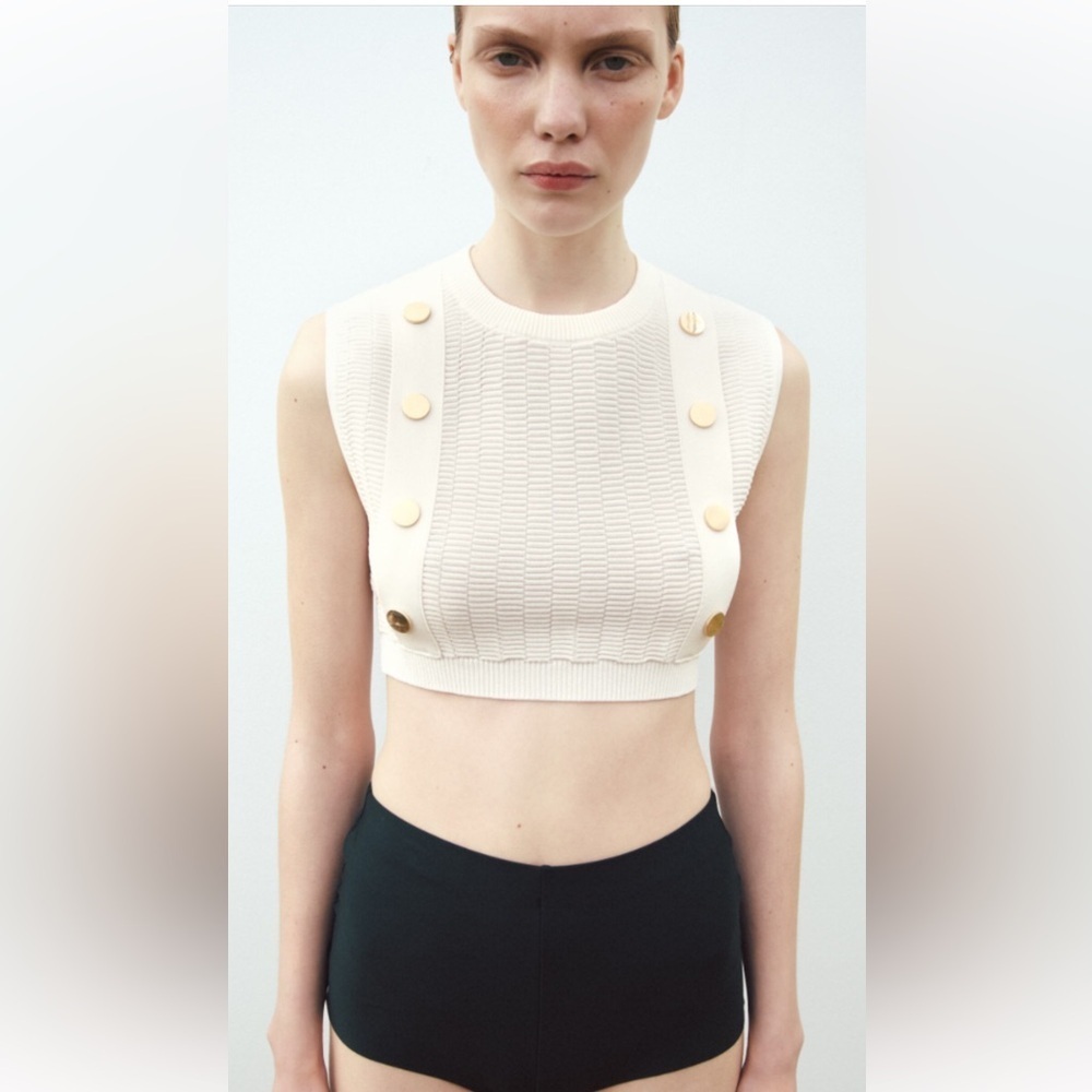 New! Zara medium buttoned knit crop top. - Picture 9 of 13
